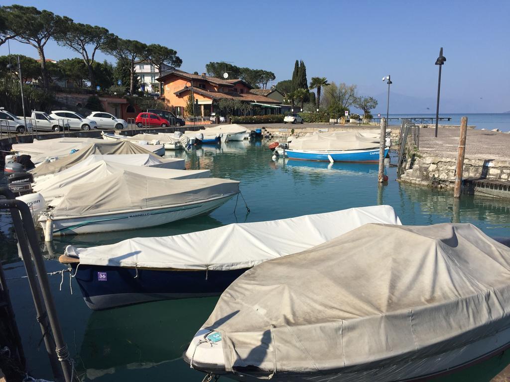 Casa Mary Due - Trilocale Con Giardino Privato A Due Passi Dal Lago Sirmione Zewnętrze zdjęcie