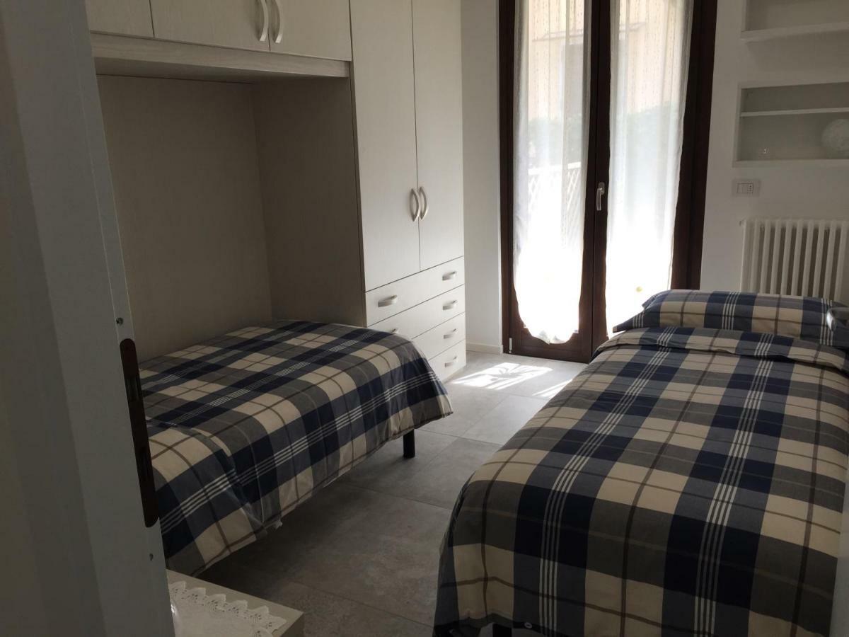 Casa Mary Due - Trilocale Con Giardino Privato A Due Passi Dal Lago Sirmione Zewnętrze zdjęcie